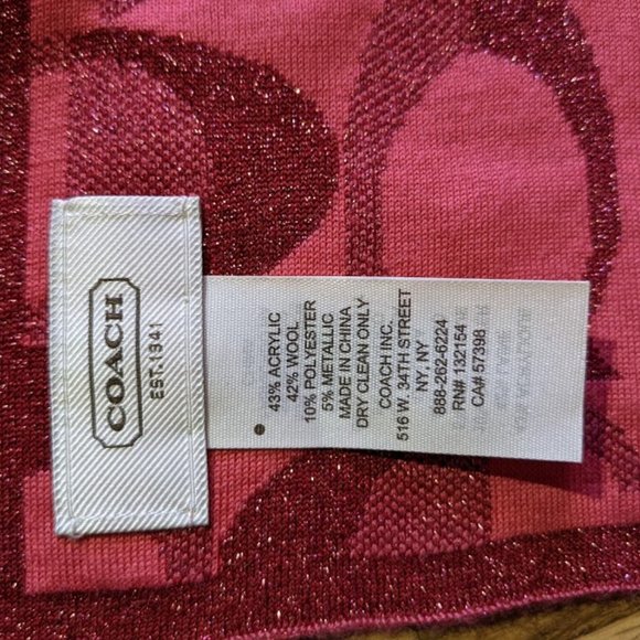 New Coach Scarf - Picture 3 of 3